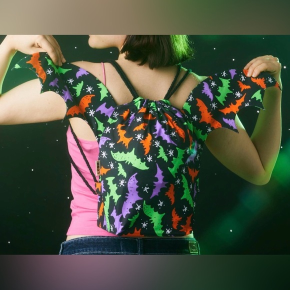 LUSH Drawstring Bag - Picture 2 of 2